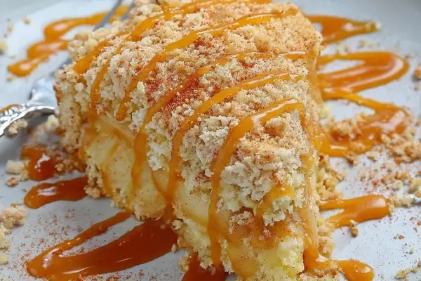 Apple Poke Cake Remix