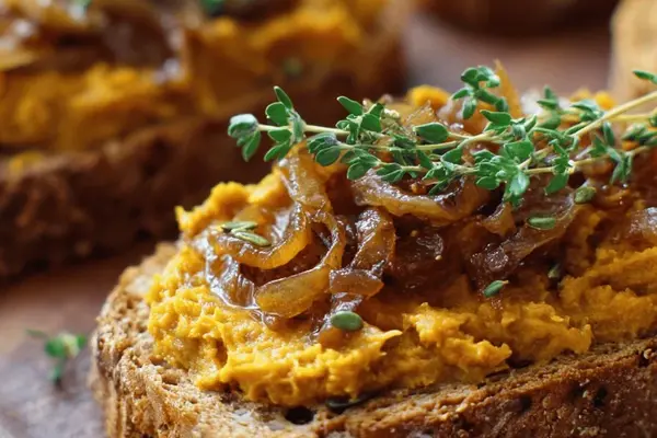 Caramel Pecan Cinnamon Rolls