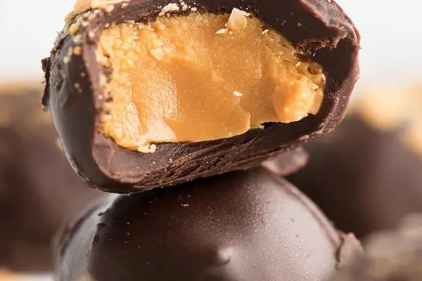 Tangy Kimchi Salad Toss