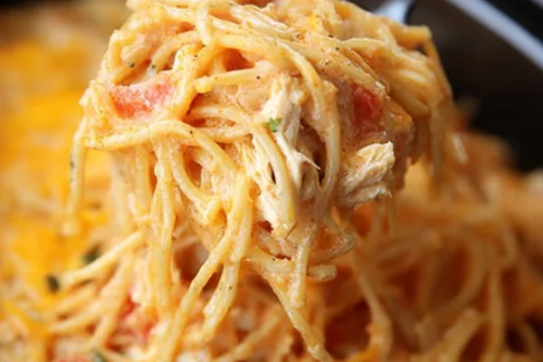 Crock Pot Chicken Spaghetti