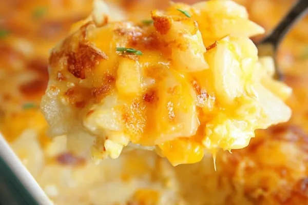 Easy Cheesy Scalloped Potatoes