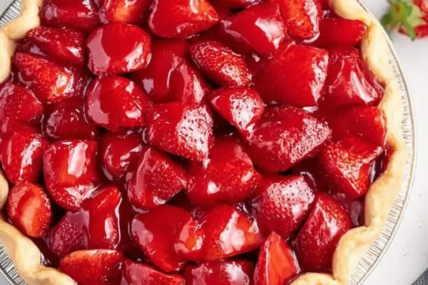 Glazed Strawberry Pie Twist