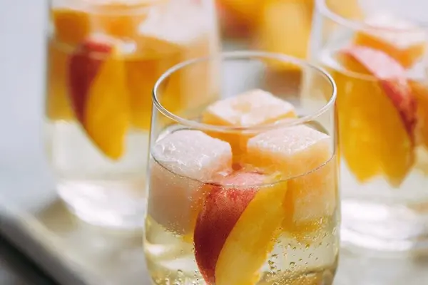 Grapefruit Wine Peach Ice Cubes