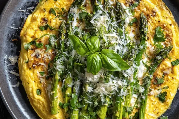 Reduced Strawberry Cake