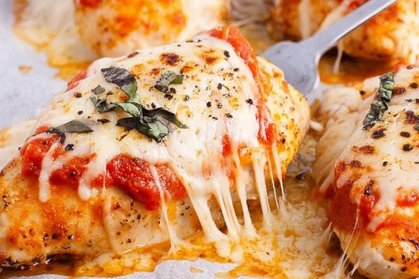 Oven-Baked Pizza Chicken Rollups
