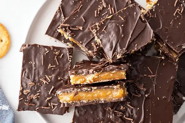 Rustic Strawberry Bars