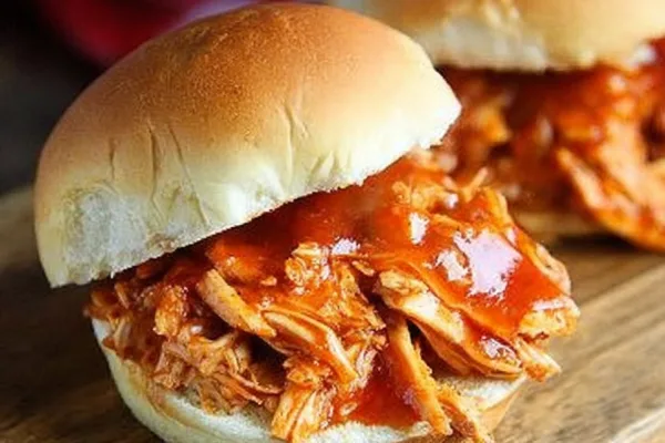 Slow Cooker Sloppy Joe Chicken