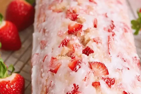 Strawberry Loaf Cake