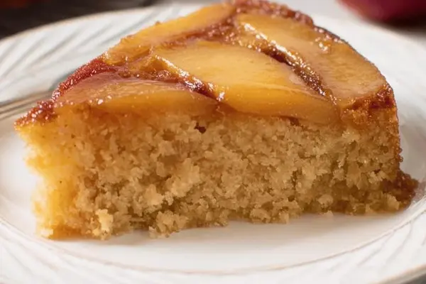 Reduced Strawberry Cake