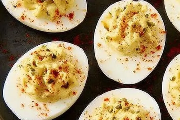 Tangy Kimchi Salad Toss