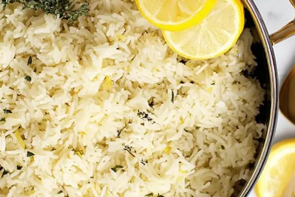 Reduced Strawberry Cake